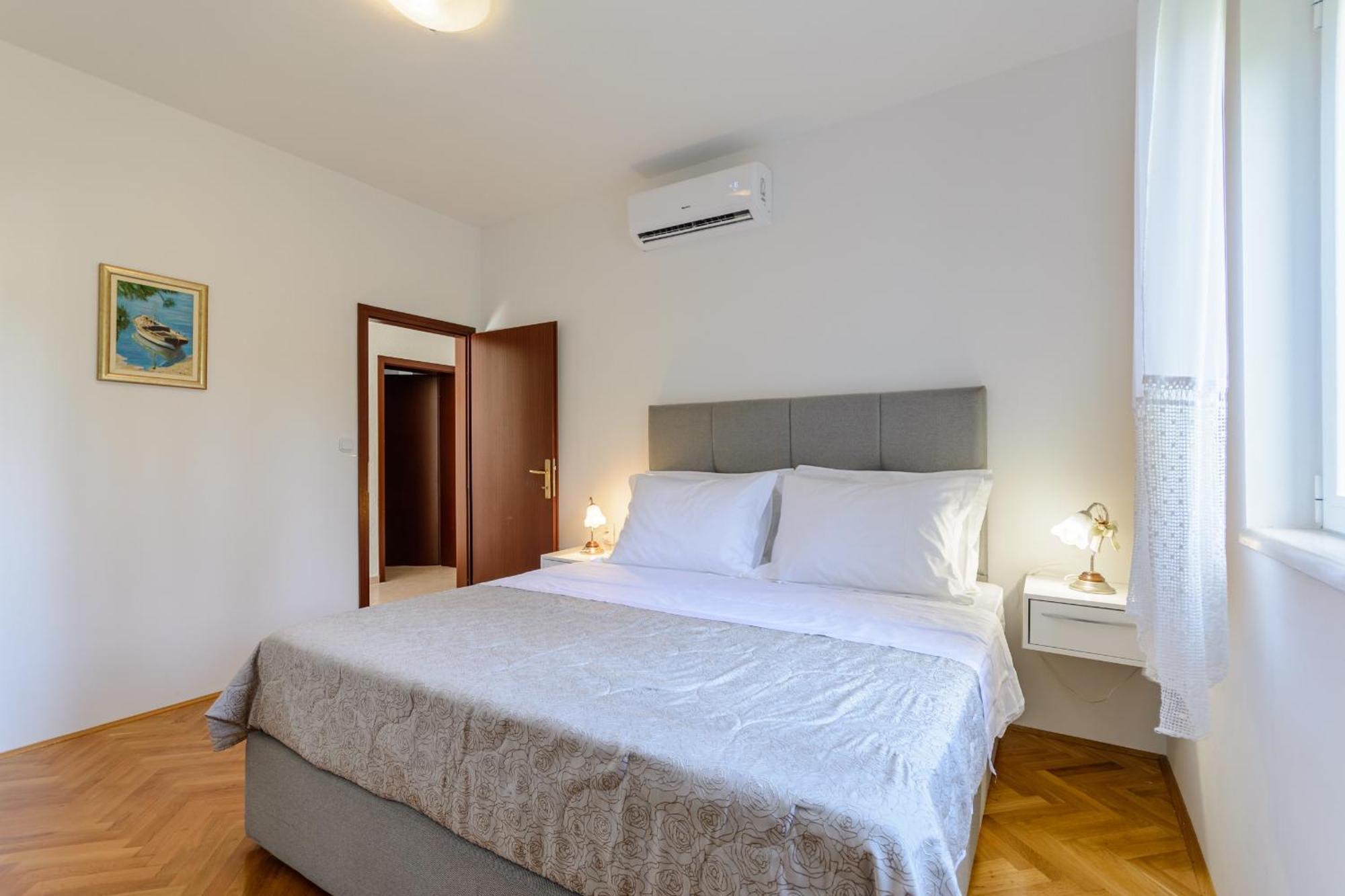 Apartment Marcela Sutivan Esterno foto